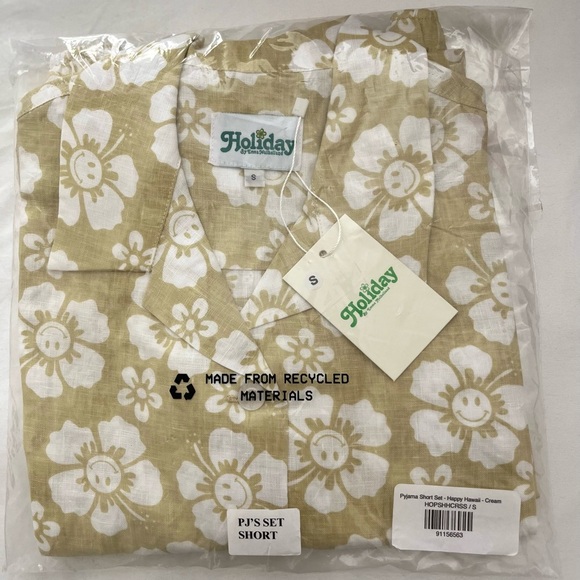 NEW Holiday the Label Short Pajama Set Small - Picture 4 of 6